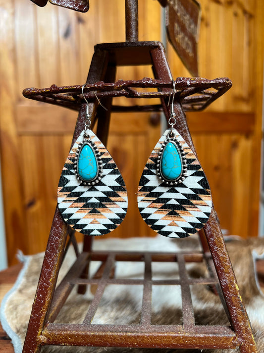 Teardrop Dangle Set | Geo